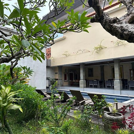 Villa Bunga Hotel Семиньяк Экстерьер фото