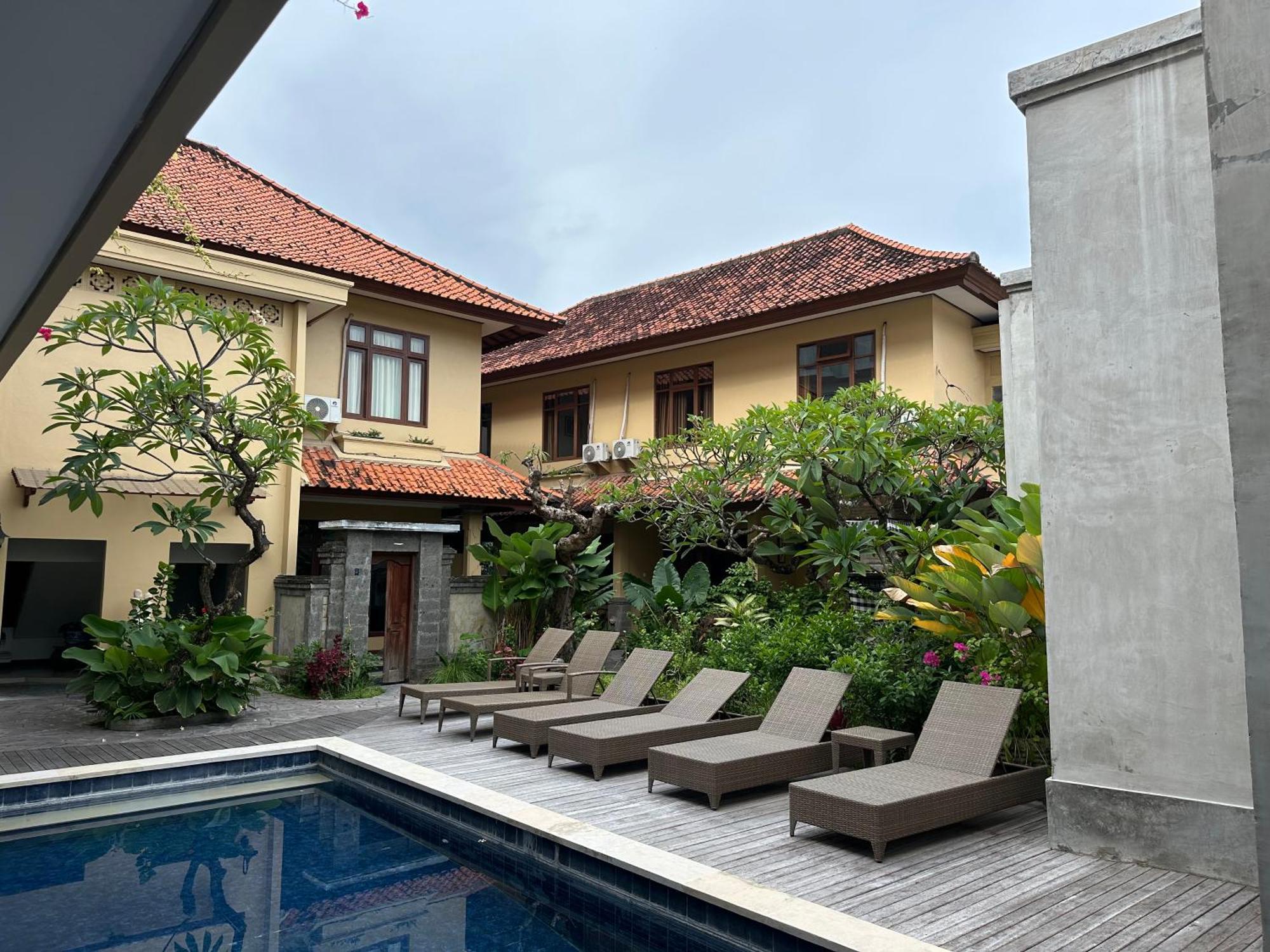 Villa Bunga Hotel Семиньяк Экстерьер фото